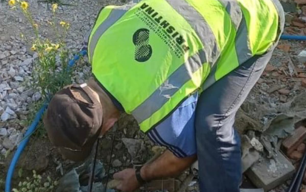 KRU “Prishtina” shkyç 6 lidhje ilegale në Veternik, thotë se ky vend prin me raste ilegale