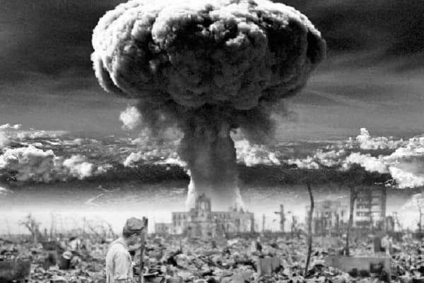 Japonia shënon 78-vjetorin e bombardimit atomik të Hiroshima-s