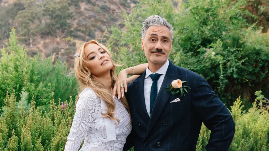 Brenda dasmës intime të Rita Orës dhe Taika Waititi, pamje të pa para më herët