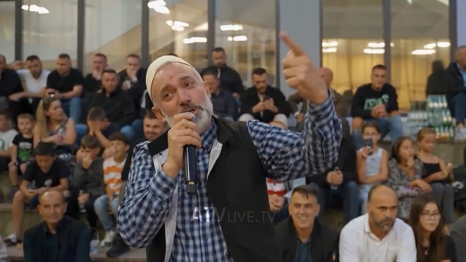 “Kqyre ku shkon menja e shqiptarit”, anekdota në Drenicë