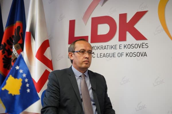 Hoti për Qeverinë Kurti: Fundin e keni afër