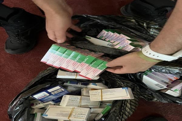 ​Oficerët doganor parandalojnë kontrabandimin e barnave