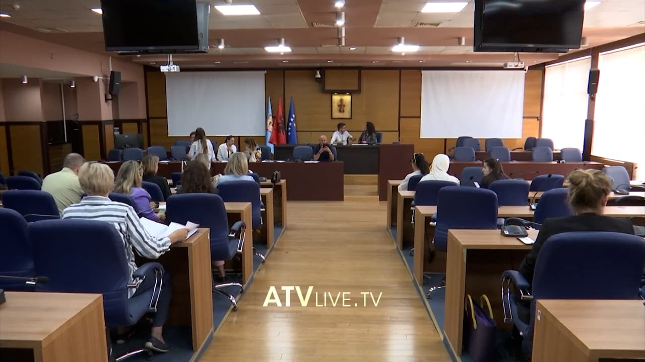 Orari i kujdestarisë së barnatoreve, në diskutim publik