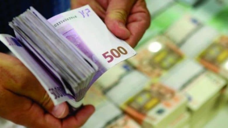 Remitencat shënojnë rritje, kaq para dërgoi diaspora gjatë vitit 2023