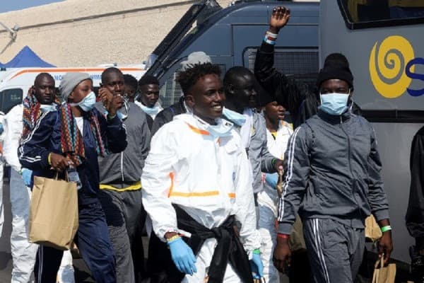 ​Italia ka marrë mbi 11 mijë kërkesa për azil
