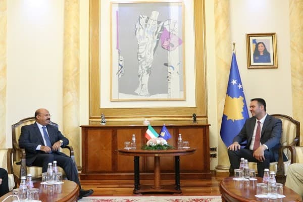 ​Konjufca priti në takim ambasadorin e Kuvajtit
