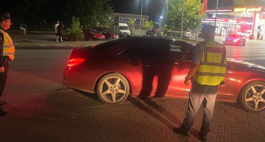 “Goditja” në Pejë arreston shtatë persona dhe sekuestron katër armë