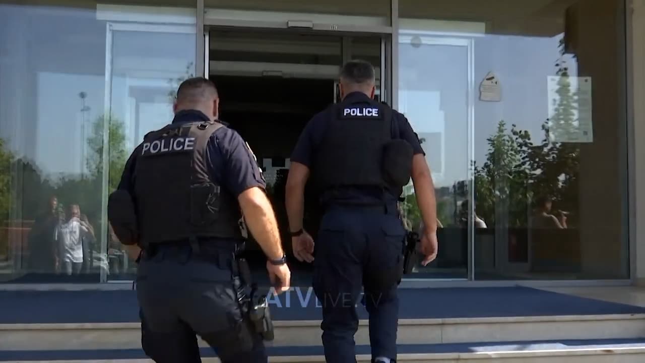 Policia arreston tre persona të dyshuar për fajde
