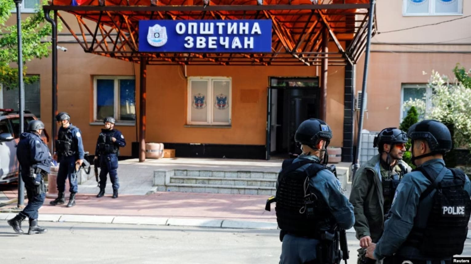 Nga nesër nis zvogëlimi i policëve për 25% nga objektet komunale në veri
