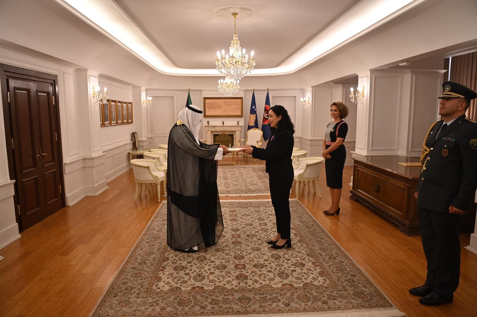 Osmani pranoi letrat kredenciale nga ambasadori i ri jorezident i Kuvajtit