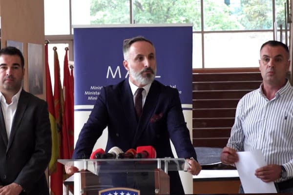 Hapet thirrja, tetë milionë euro është shuma e grantit për performancë komunale