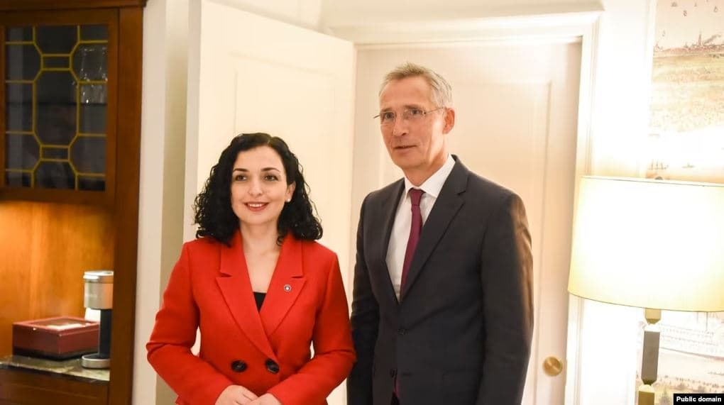 NATO s’e njeh postin e Presidentit, Stoltenberg takohet me “zonjën Osmani”
