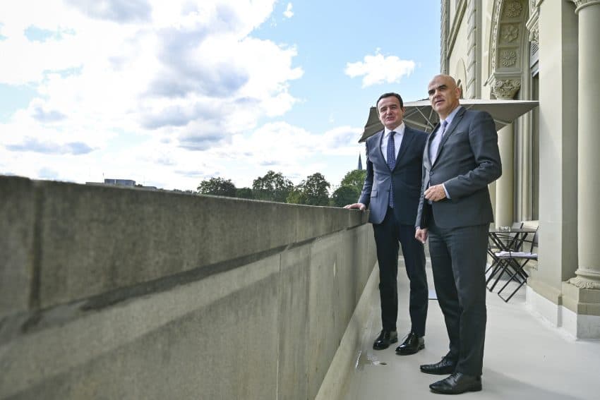 Kurti nga Zvicra: Në dialog jemi në të drejtën tonë
