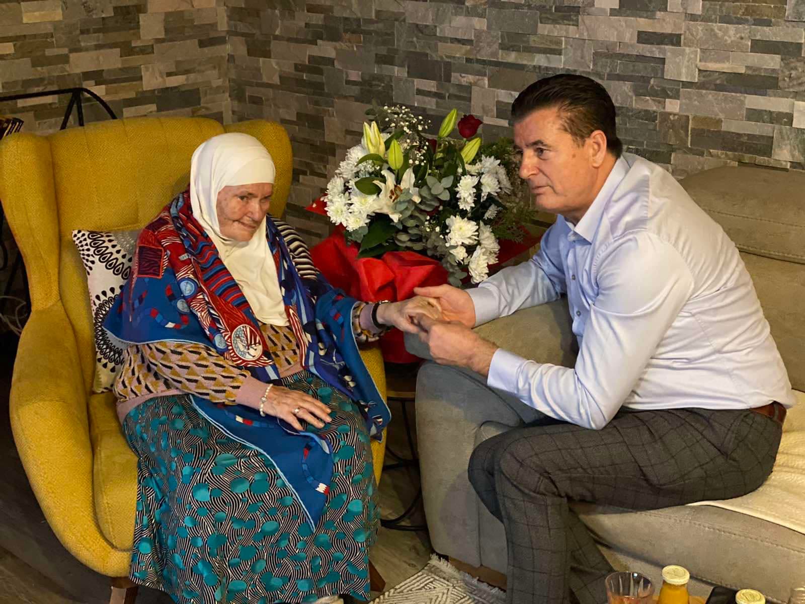 Agim Bahtiri në zi, i vdes nëna