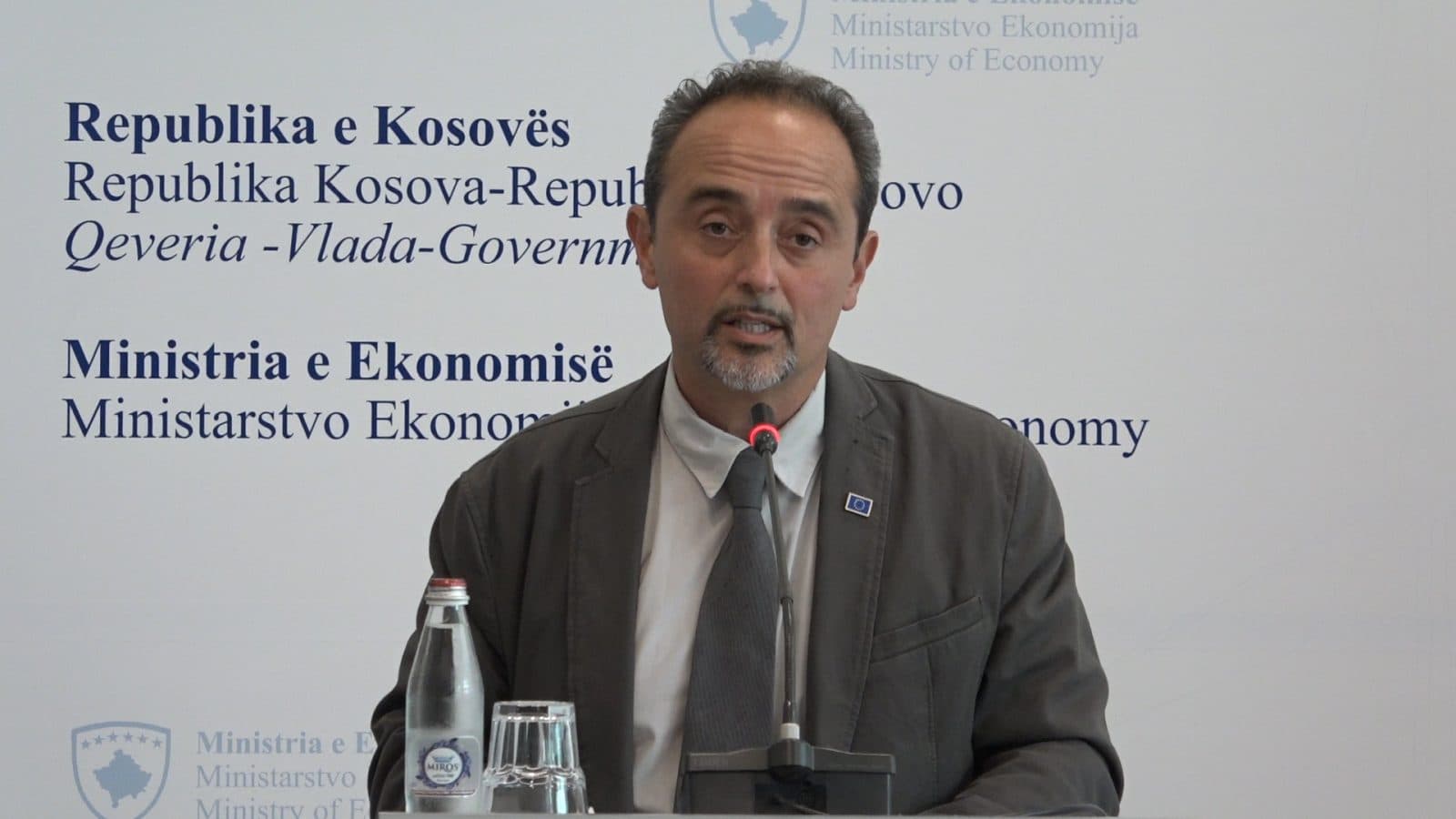 Zyrtari i BE-së tregon kur hiqen masat ndaj Kosovës, përmend shtensionimin e veriut