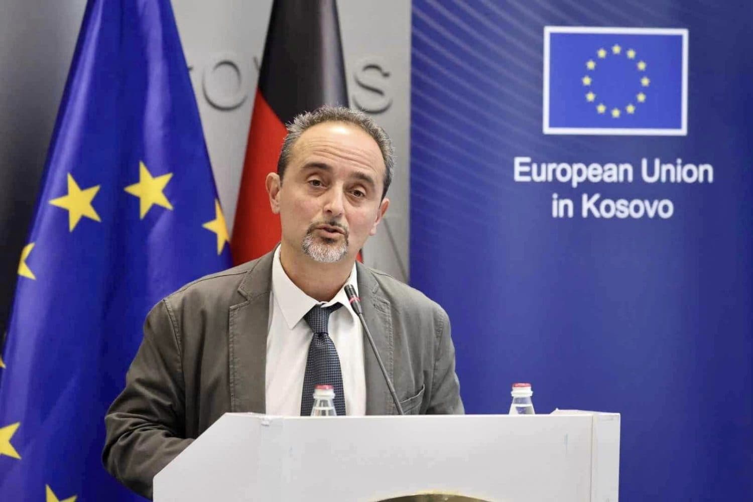 Zyrtari i BE-së: Sanksionet ndaj Kosovës janë të përkohshme dhe hap i kthyeshëm