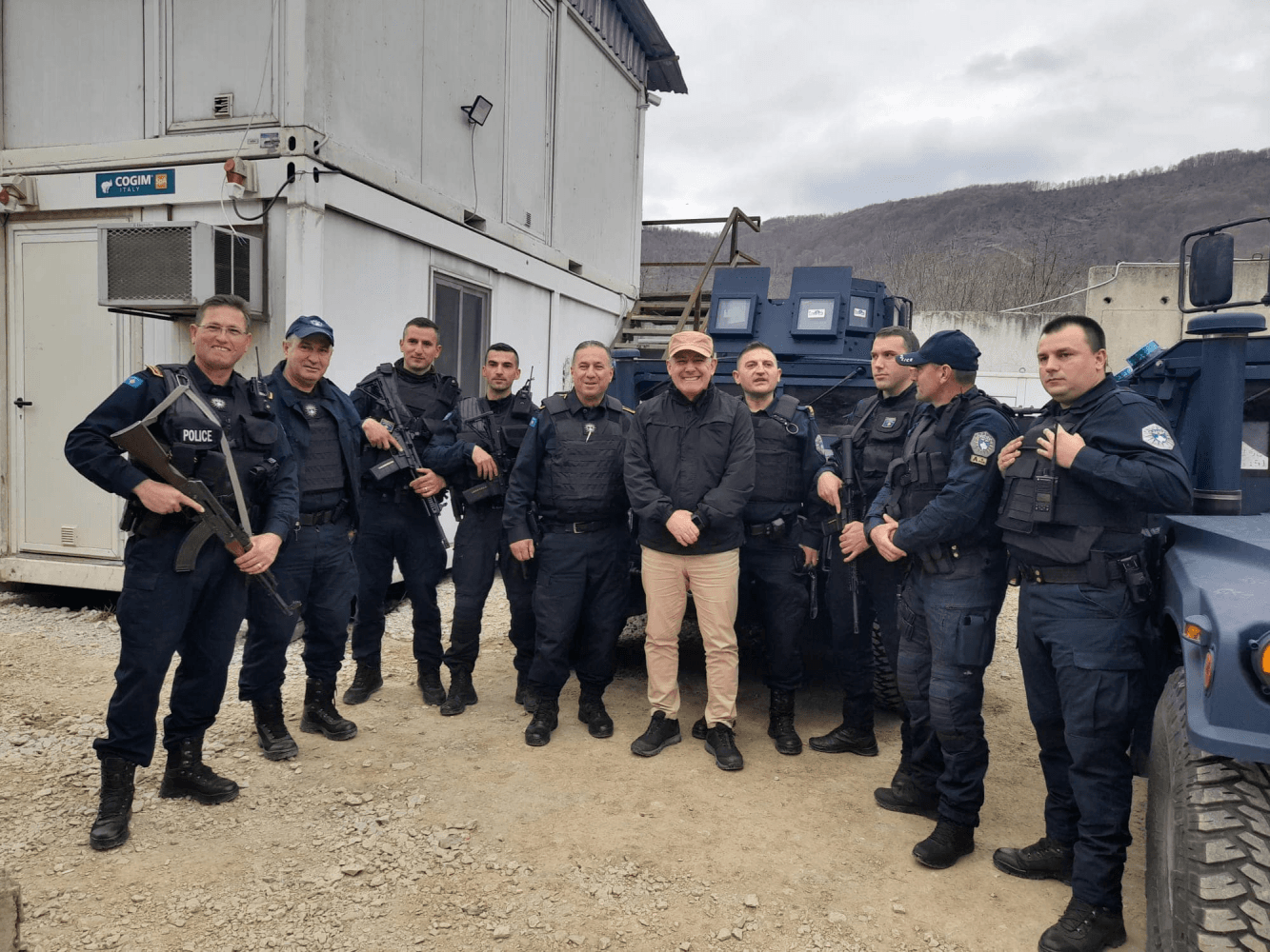 Sveçla: Nëse Vuçiq futet pa leje në Kosovë, do të arrestohet
