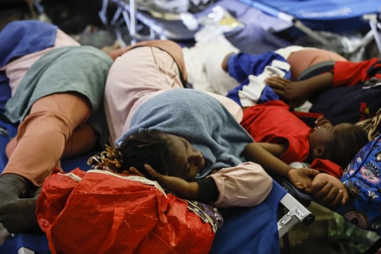Italia miraton masa më të ashpra kundër migrantëve