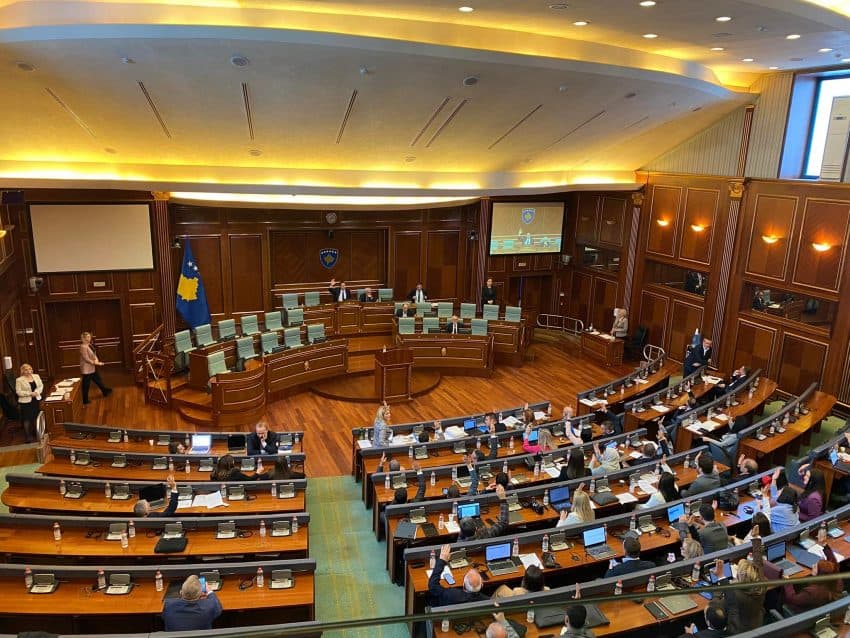Miratohet në lexim të dytë projektligji për parandalimin e dhunës në familje