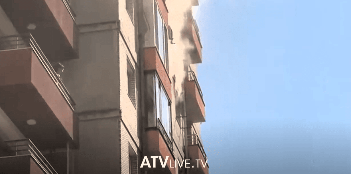 Digjet një banesë në Fushë-Kosovë, katër persona marrin tretman mjekësor