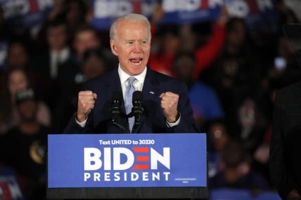 ​Shumica e votuesve besojnë se Biden është shumë i vjetër për një mandat të dytë: Sondazhi
