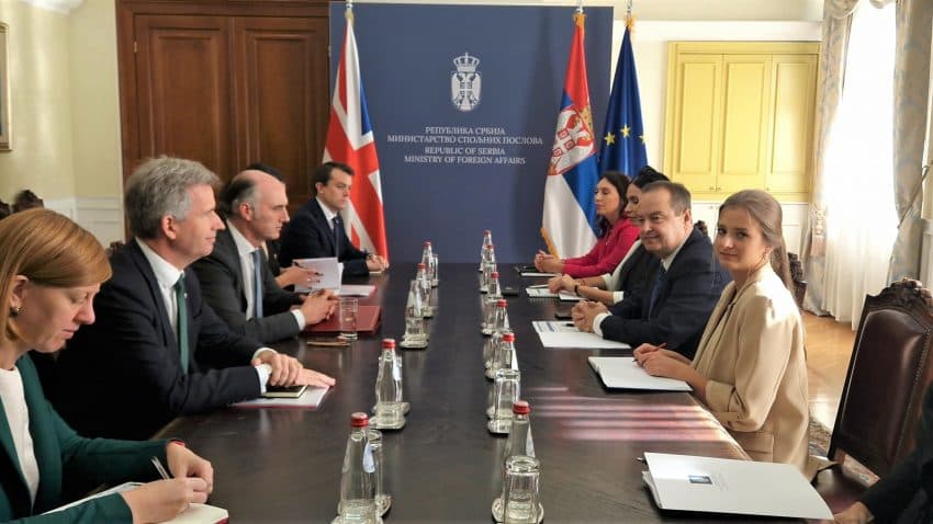 Tre ditë pas sulmit terrorist në Banjskë, Daçiq takon ministrin britanik