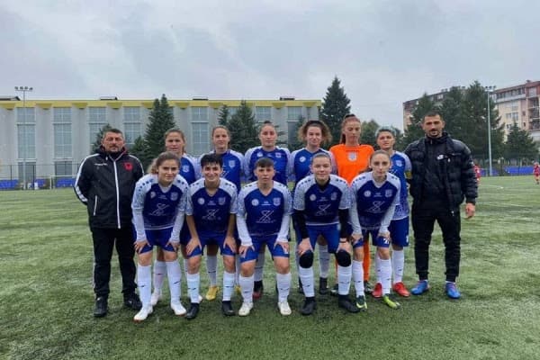 ​Dy futbolliste dhe trajneri të lënduar nga rrokullisja e autobusit të KFF Jakovas