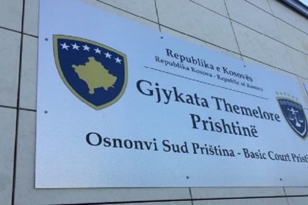 ​Një muaj arrest shtëpiak për të dyshuarin për marrje ryshfeti