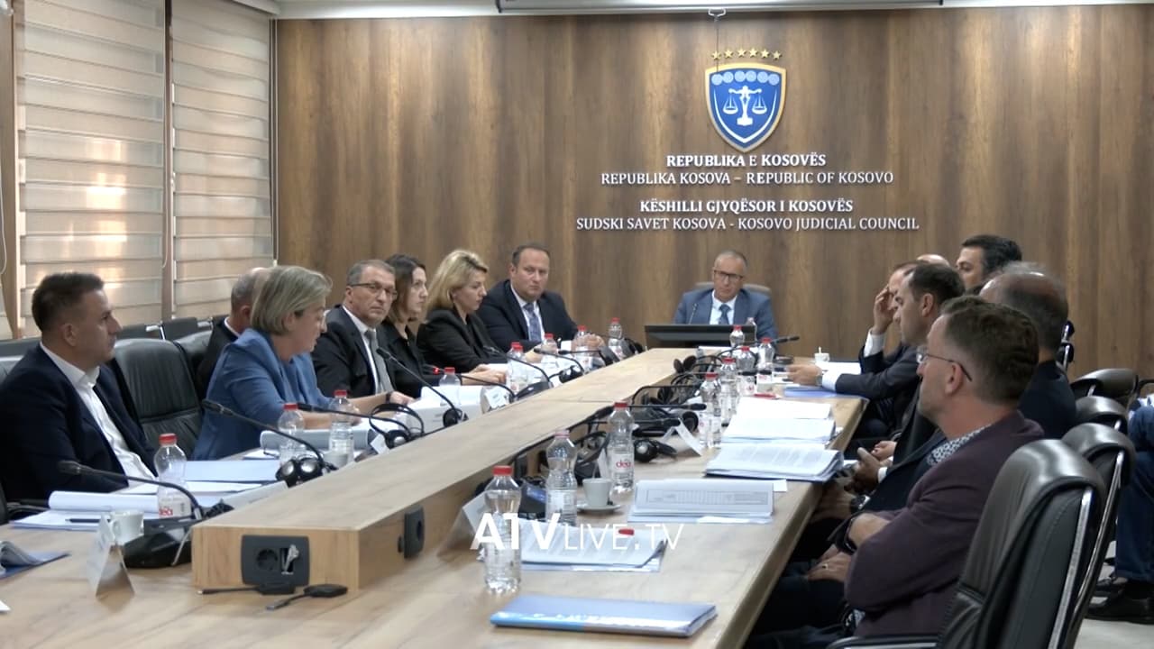 Trajnimet për gjyqtarët, rekomandohet reduktimi i pjesëmarrjes në trajnime dhe grupe punuese