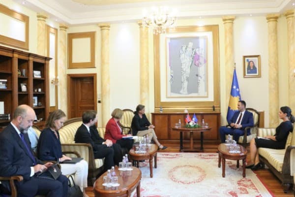 Konjufca takon delegacionin e Norvegjisë në APKE, flasin për integrimin euroatlantik