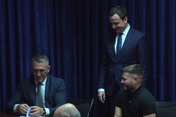 ​3 milionë euro për komunitetet joshumicë, Kurti: Mbështetje për të kontribuar në zhvillimin ekonomik