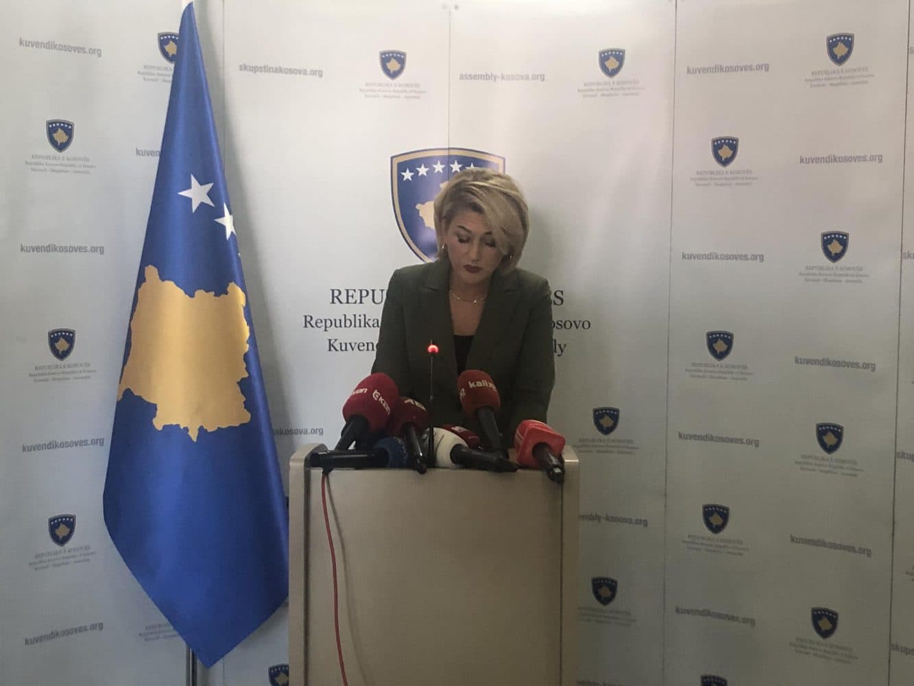 Të enjten seancë e jashtëzakonshme për tekstet shkollore, shtyhet interpelanca e Kurtit për Berishajn