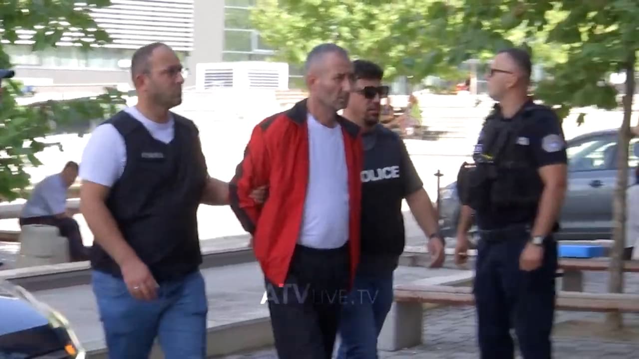 Një muaj paraburgim për tre të dyshuarit serbë për krime, Luftekostiq e Elezoviq dyshohen për vrasje