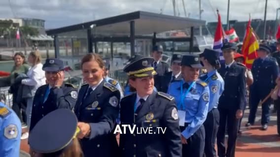 Policia e Kosovës parakalon në Paradën e Kombeve në Zelandë të Re
