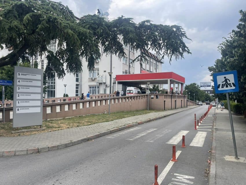 Rikthehen infektimet dhe vdekjet me Covid–19 në Kosovë, infektologu Tolaj thotë se virusi mund të jetë përjetësisht në mesin tonë