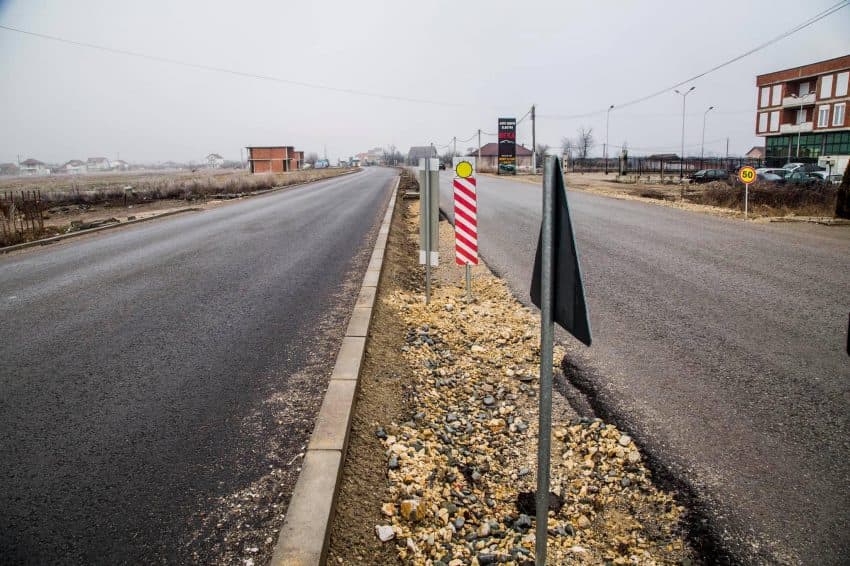 Mbyllet për disa orë një pjesë e magjistrales Podujevë- Prishtinë