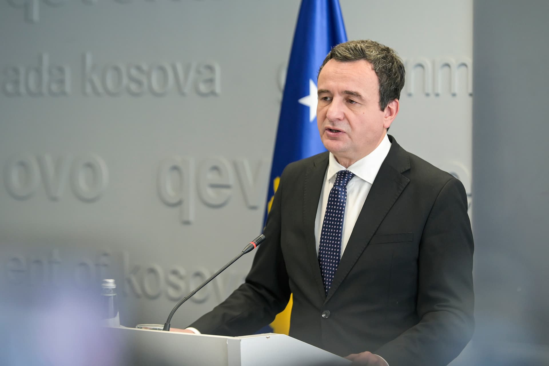 Kryeministri Kurti lavdërohet për punën në dy vjet e gjysmë qeverisje