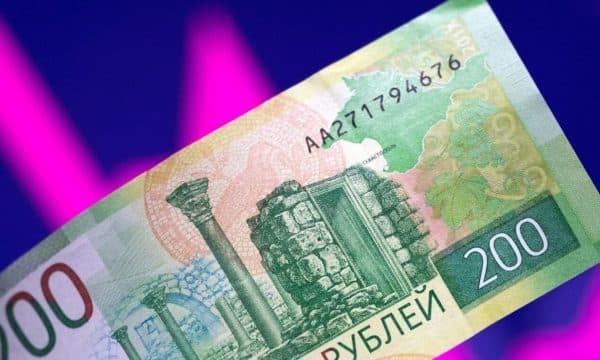 Zhvlerësohet sërish valuta ruse