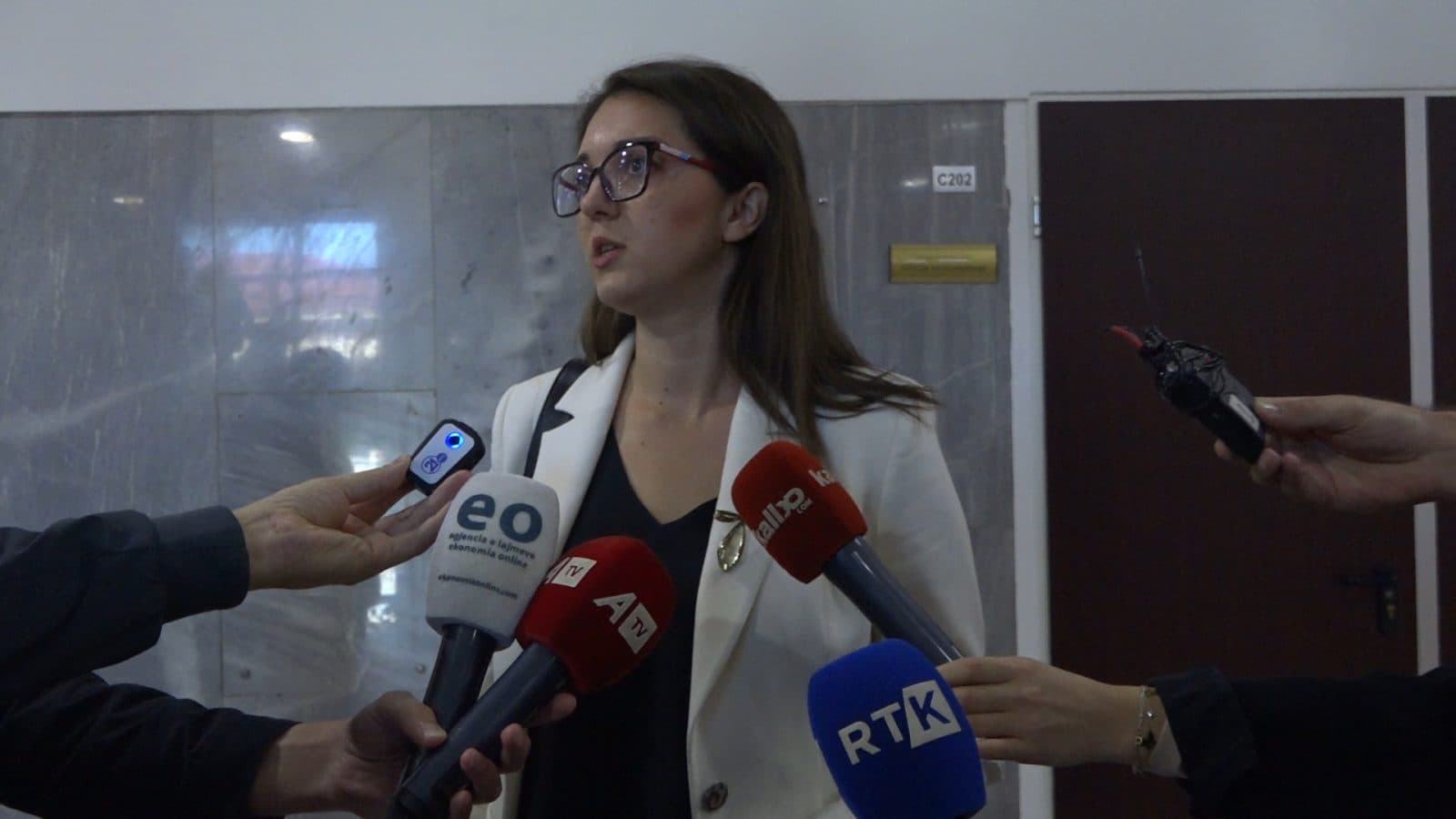 S’ka kuorum dështon raportimi i Bislimit në Komision