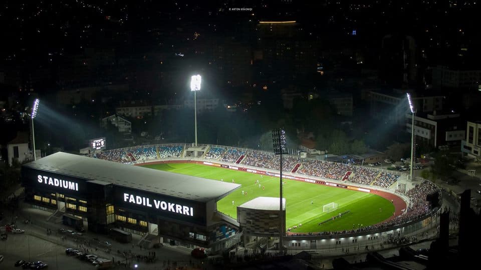 Java e tetë në Superligë mbyllet sonte me derbin në “Fadil Vokrri”