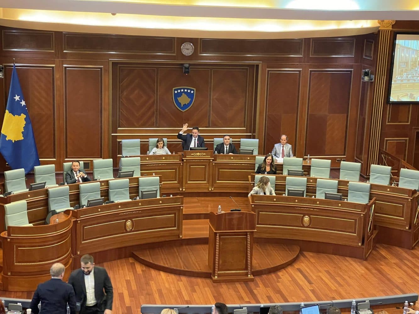 Konjufca voto pro, VV-ja abstenon që Rezoluta për Policinë të hyjnë në rend dite në seancën e rregullt