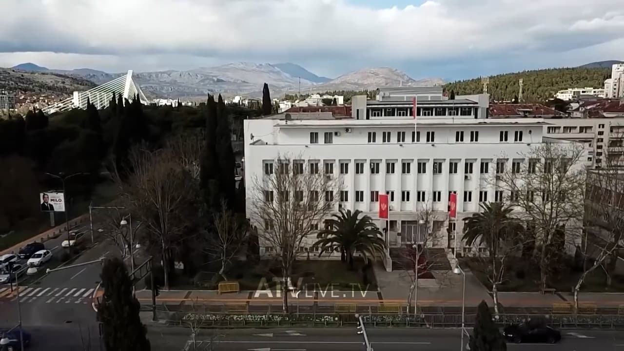 Autoritetet kosovare presin ekstradimin e tre të dyshuarve për krime lufte nga Mali i Zi