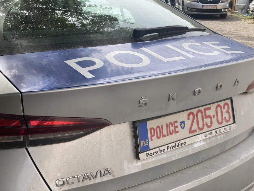 Një person hyri ilegalisht nga Serbia në Kosovë, ndalohet nga Policia