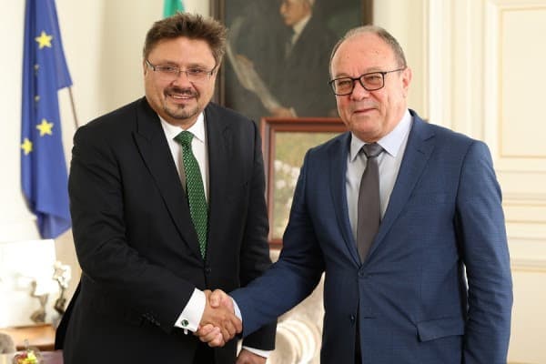 Kryetari i BAS dhe drejtori i përgjithshëm i BTA takohen me rastin e përvjetorit të lindjes së Marin Drinov