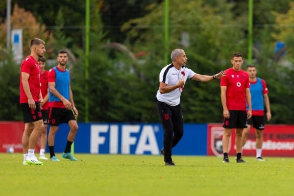 Sylvinho ndryshon listën e Kombëtares para ndeshjes me Bullgarinë