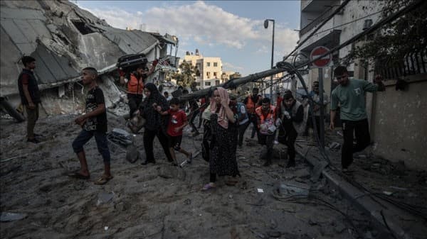 ​Numri i të vdekurve nga sulmet ajrore izraelite arrin në 3,000 në Gaza