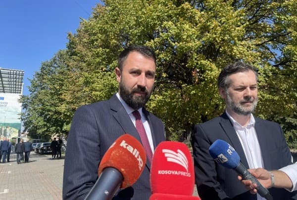 Përfundon takimi i Kurtit me kryetarët e komunave, shqyrtohen e kërkesat e tyre