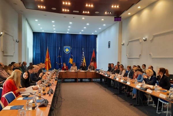 Bogujevci: Bashkëpunimi rajonal i kontribuon integrimit më të shpejtë në BE