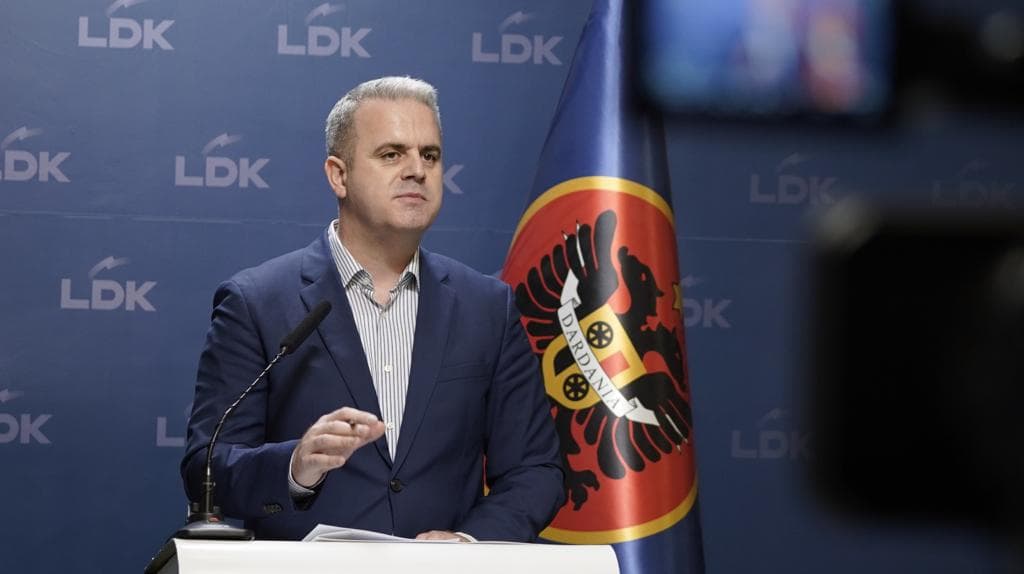 Azemi i LDK-së: Shteti po i lë në rrezik e baltë ata që mbrojnë vendin