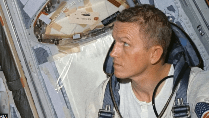 Vdes astronauti i NASA-s që udhëhoqi misionin e parë hapësinor rreth Hënës